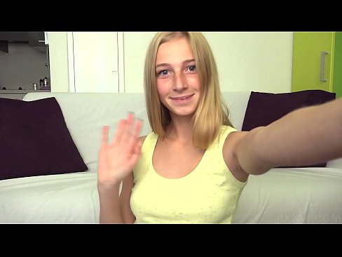 ❤️ Nuair a tha mi air mo leamh tha mi lazily masturbate my pink pussy ☑ Bhidio porn leinn gd.ixiporn-com.ru